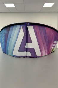 Harlem Kitesurfing-Thrive V1 Kite (2nd)