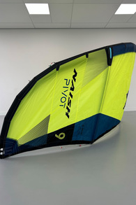 Naish-Pivot 2025 Kite (2nd)