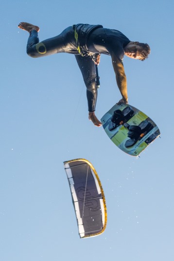 Eleveight-RS Pro V2 Kite