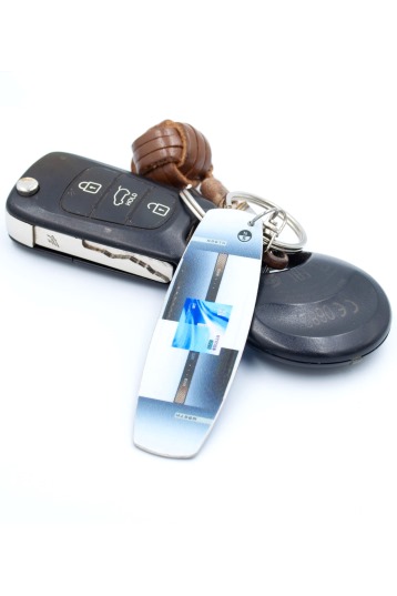 FreshKitesurfing-Kiteboard Keychain