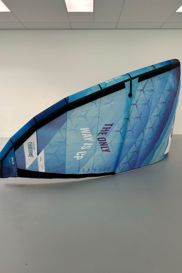 Harlem Kitesurfing-Thrive V1 Kite (2nd)