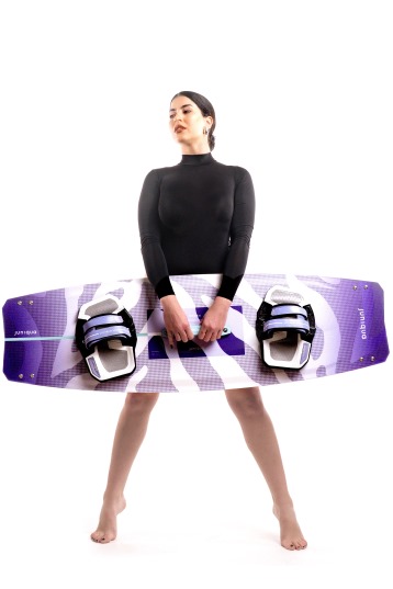 Juniqua-Onexa 2025 planche de kite