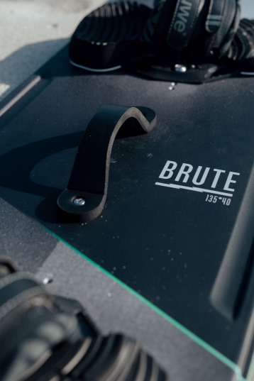Lieuwe-BRUTE Kiteboard