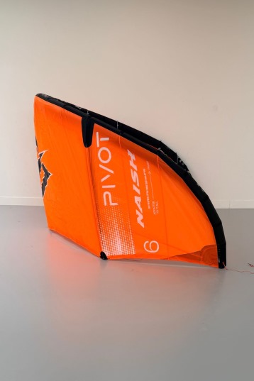 Naish-Pivot 2026 Kite (DEMO)