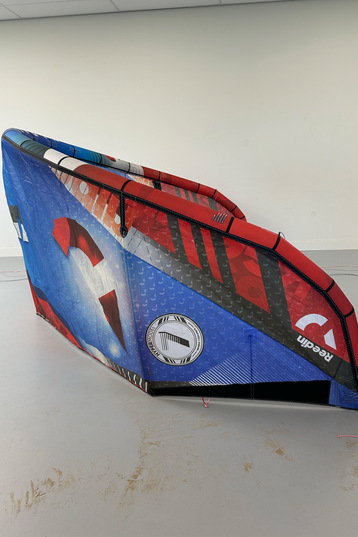 Reedin Kiteboarding-Hyper Model 2025 Kite (2nd)