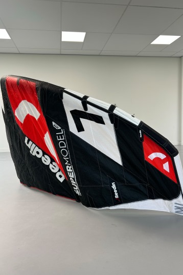 Reedin Kiteboarding-Super Model HTF 2023 Kite (2nd)