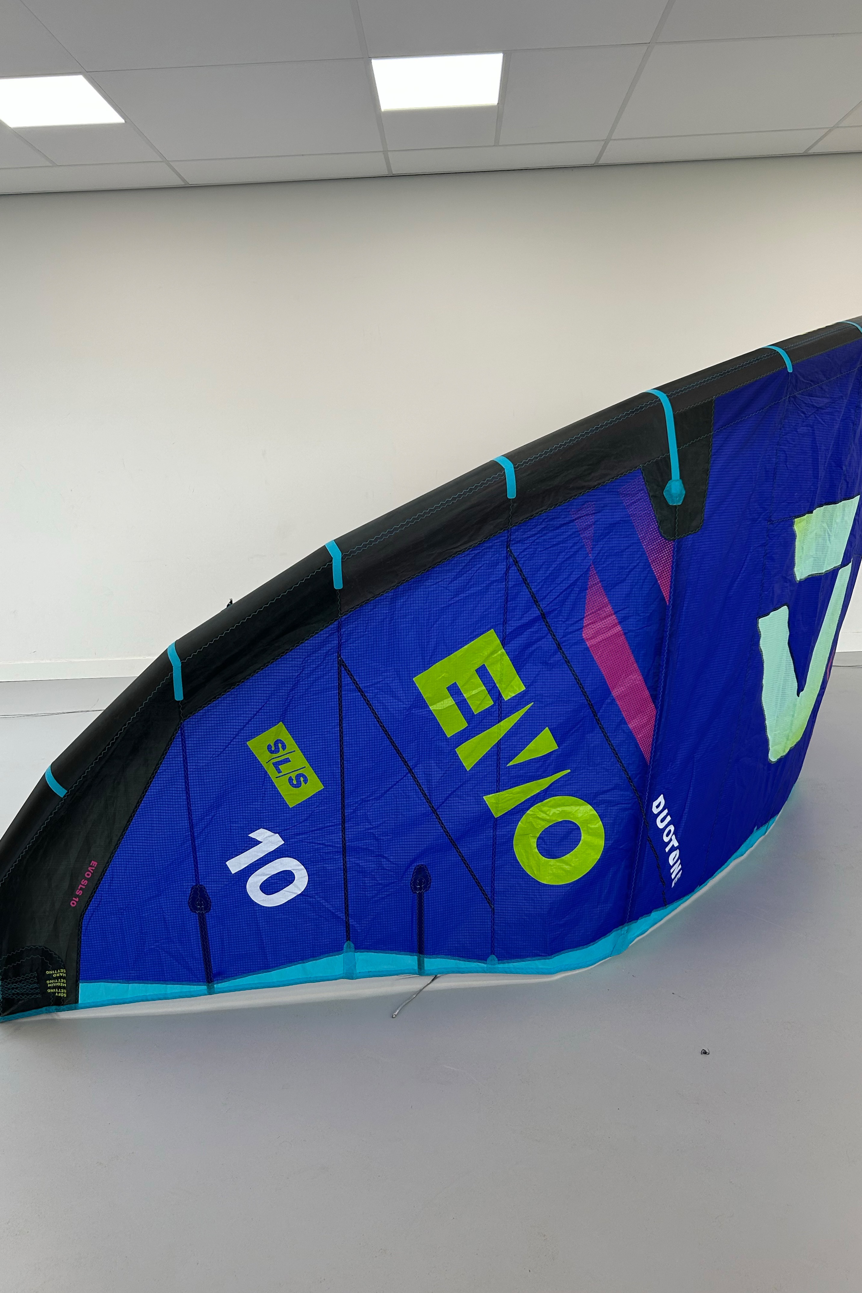 Duotone Kiteboarding-Evo SLS 2025 Kite (DEMO)