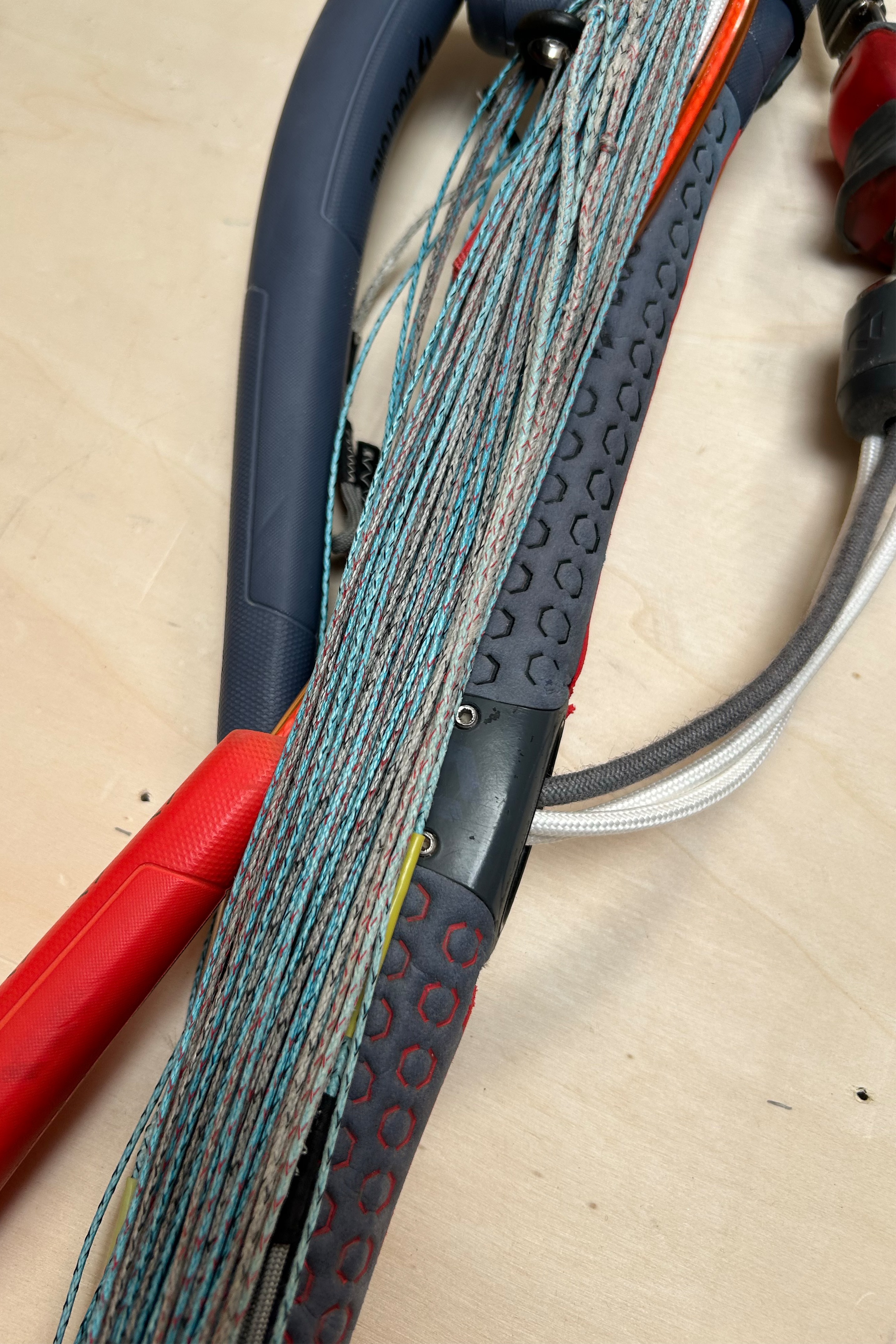 Duotone Kiteboarding-Trust Bar S/M 2025 (2nd)