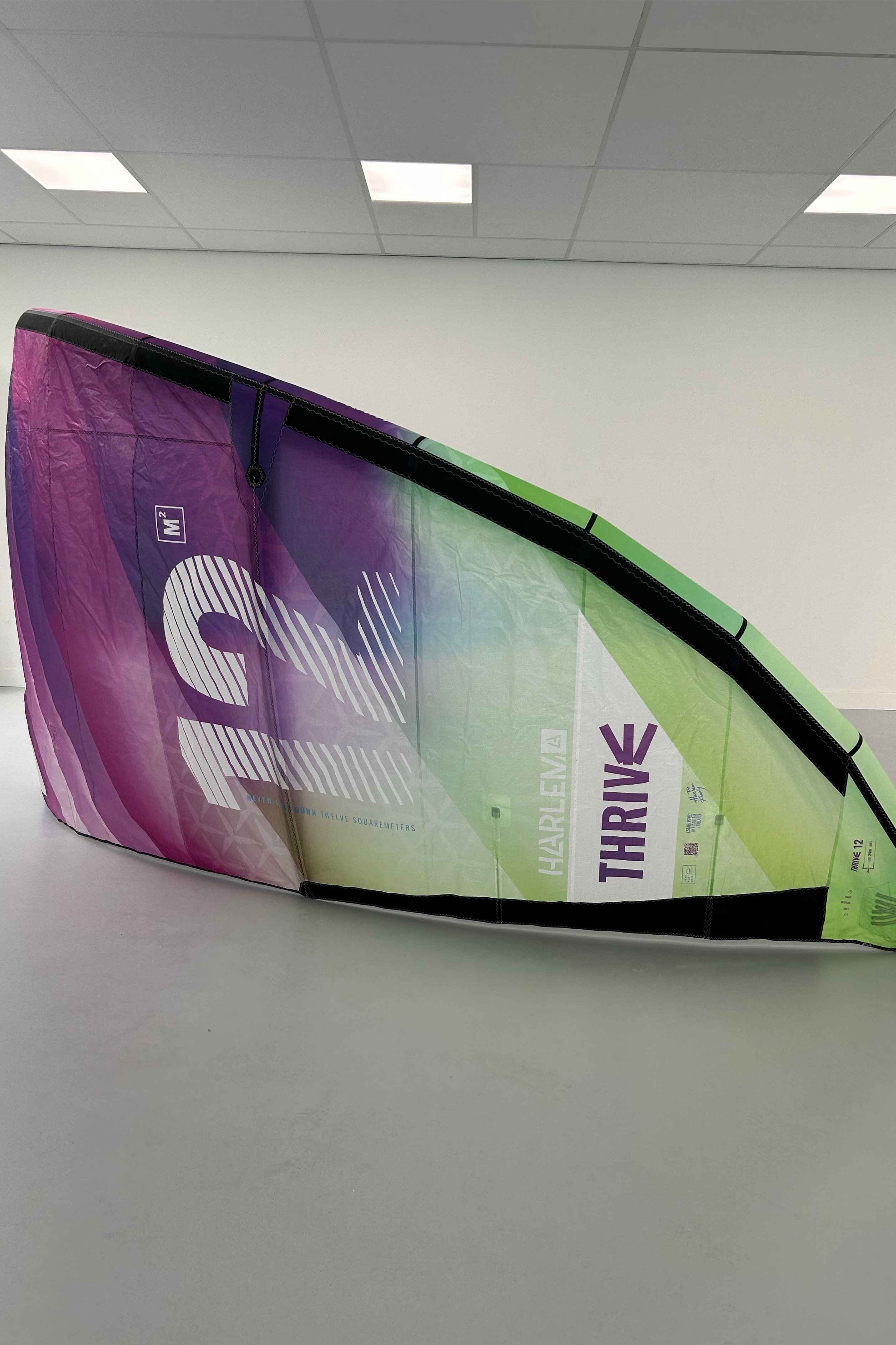 Harlem Kitesurfing-Thrive V1 Kite (2nd)