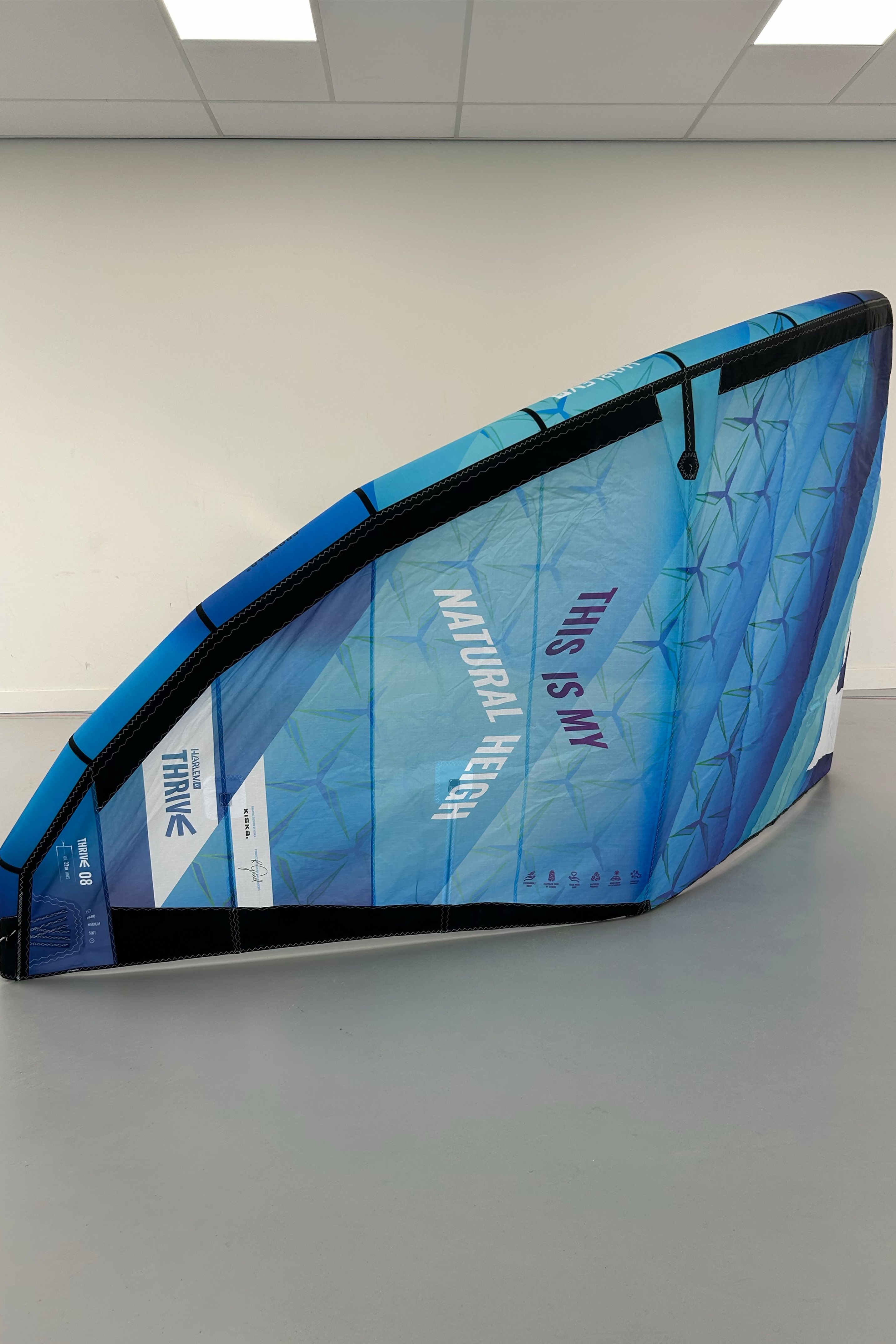 Harlem Kitesurfing-Thrive V1 Kite (2nd)