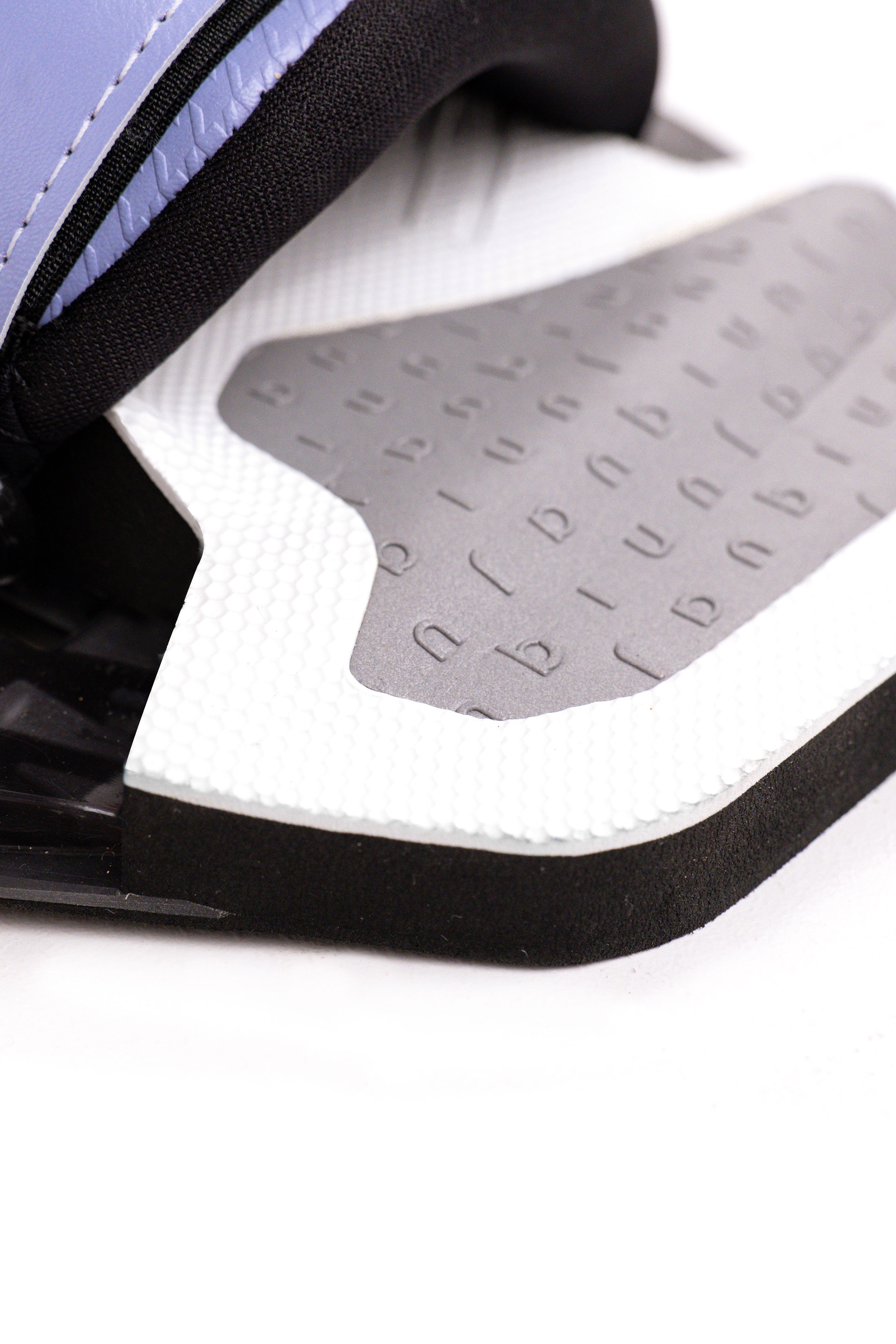 Juniqua-Pads & Straps N°2