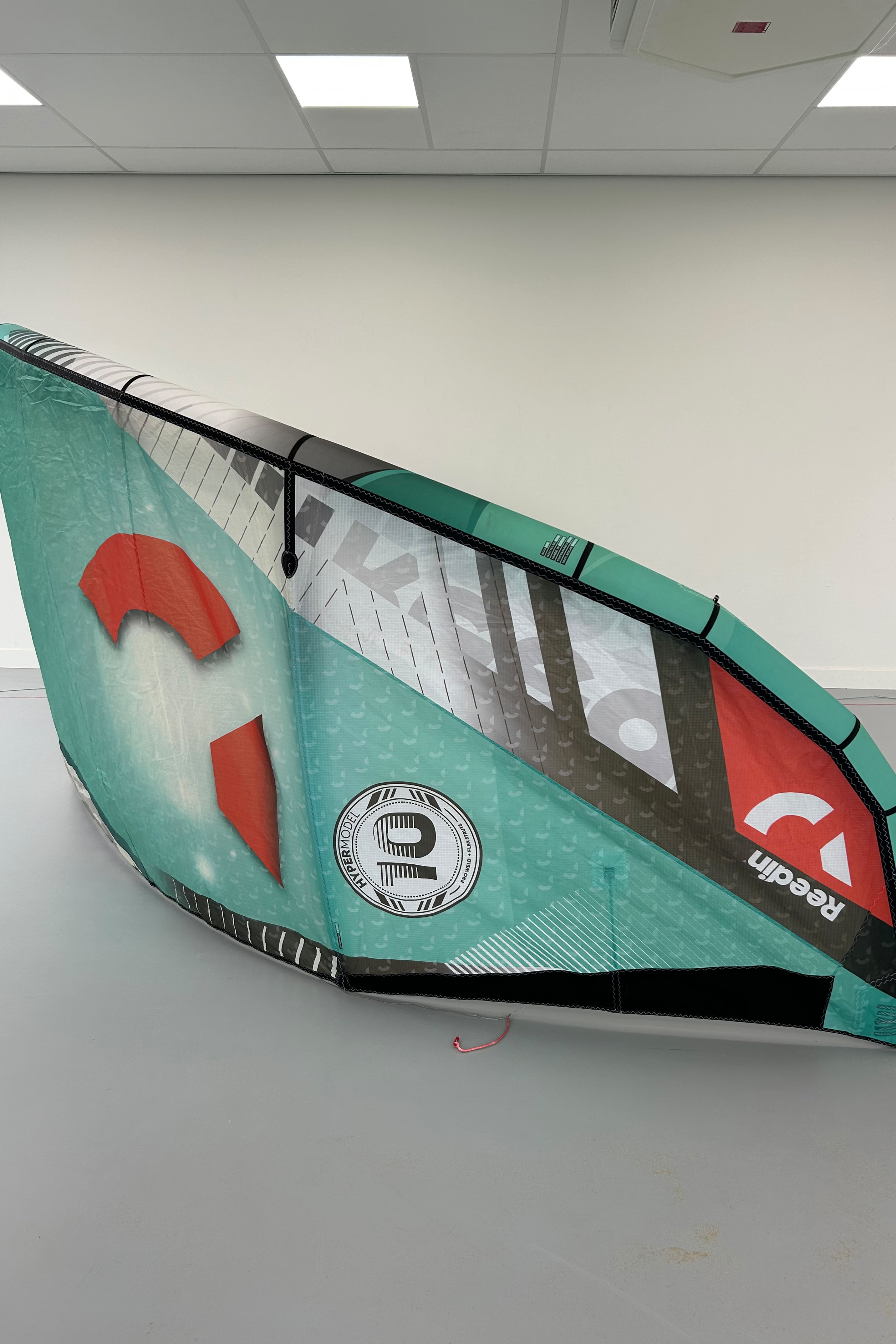 Reedin Kiteboarding-Hyper Model 2025 Kite (2nd)