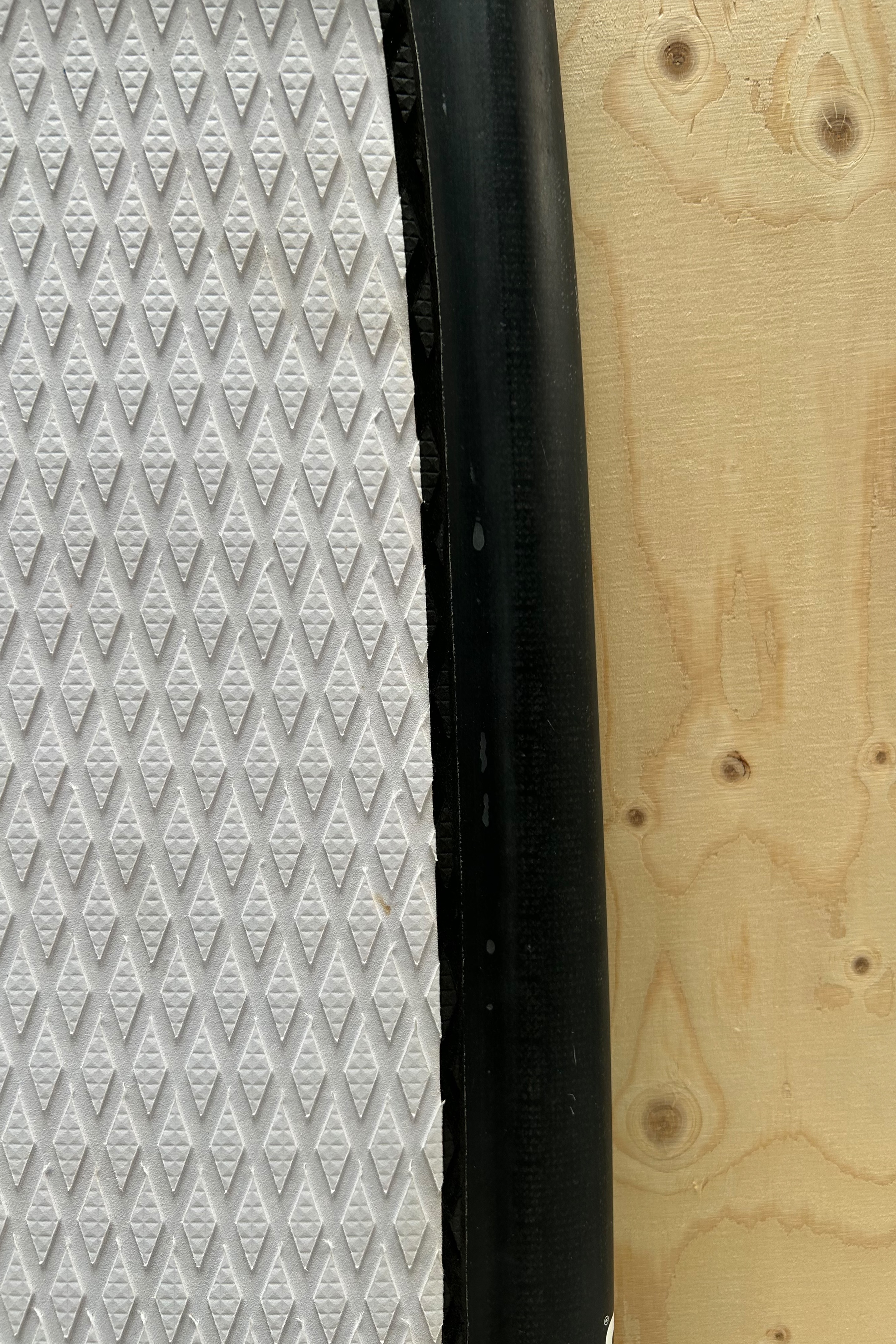 Reedin Kiteboarding-No Brainer V3 Surfboard (DEMO)
