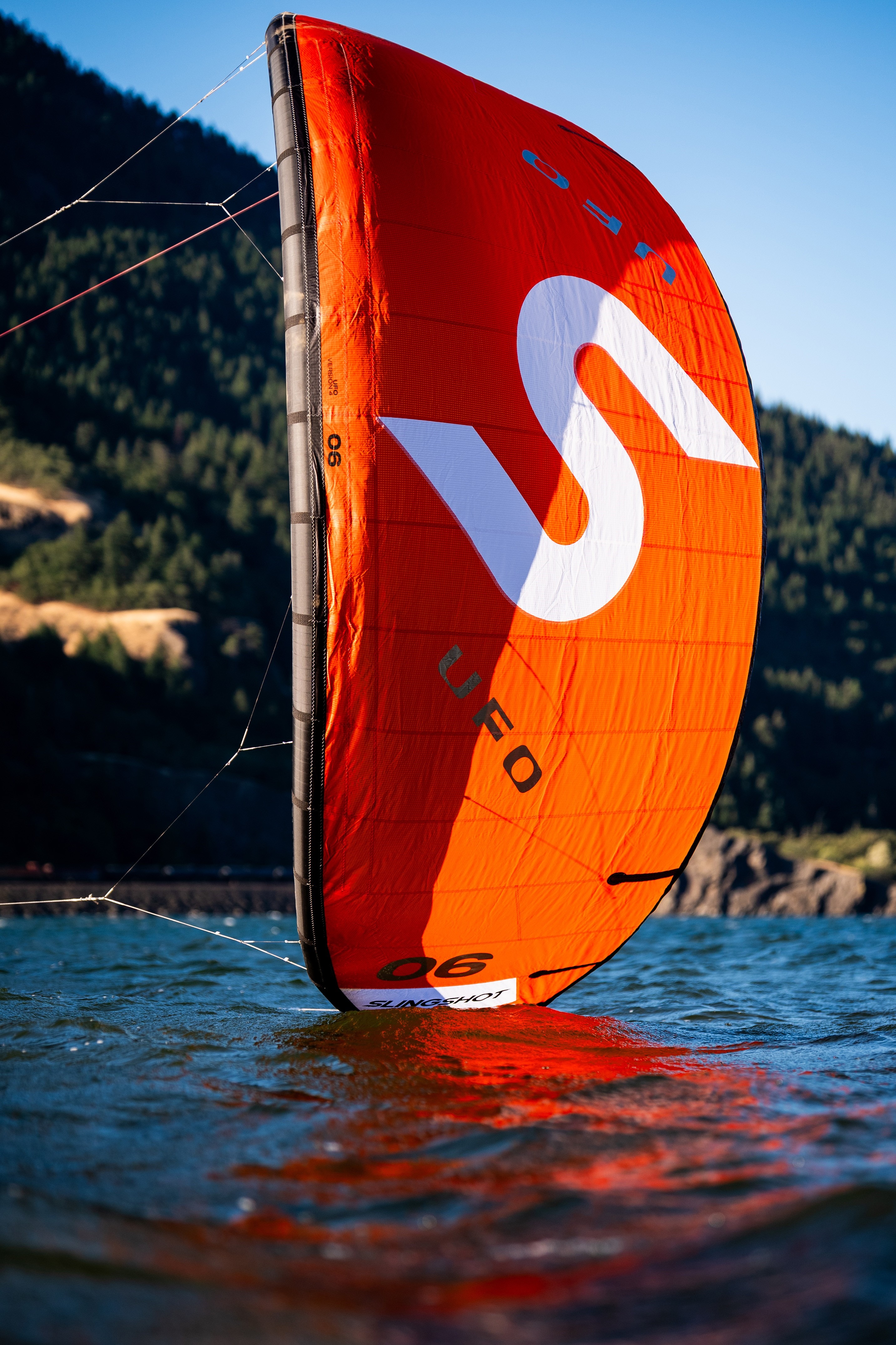 Slingshot-UFO V4 2027 Kite